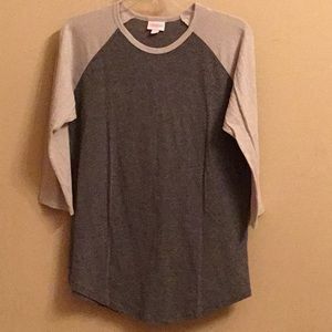 Lularoe Randy tee